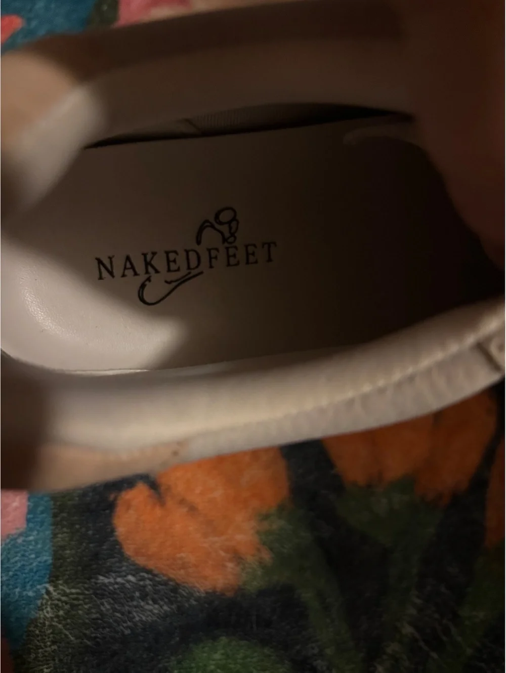 NakedFeet Essex Beige Leather Platform Sneakers Size 8M